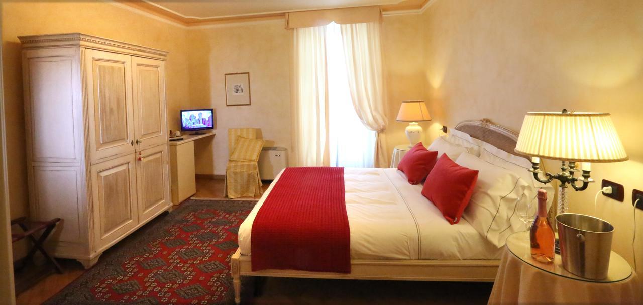 Albergo Castiglione Langhe Castiglione Tinella Exterior photo