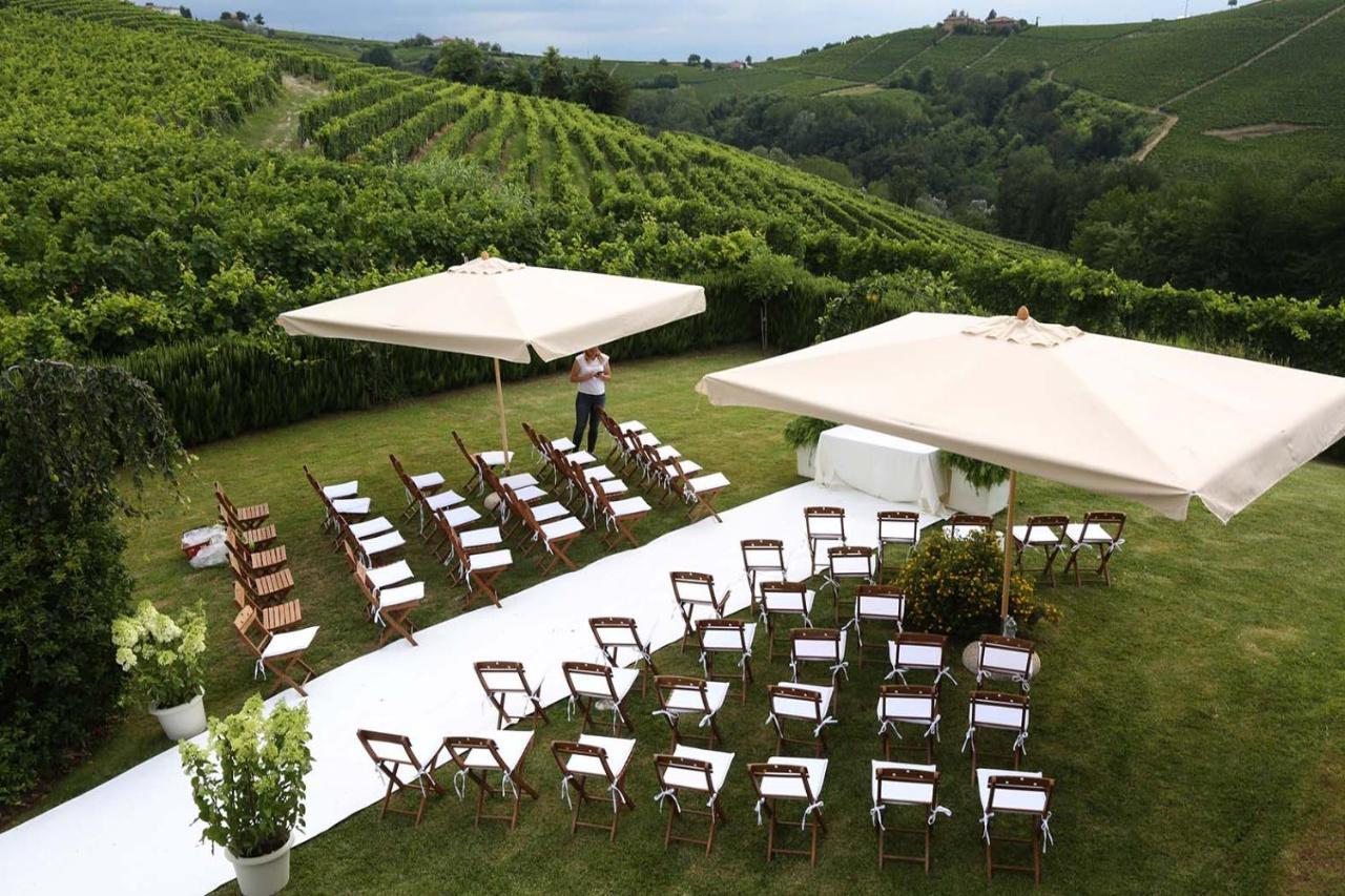 Albergo Castiglione Langhe Castiglione Tinella Exterior photo